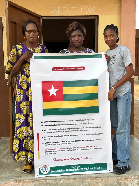 Appui en materiels didactiques a l'Ecole Primaire Publique d'Agbavi.